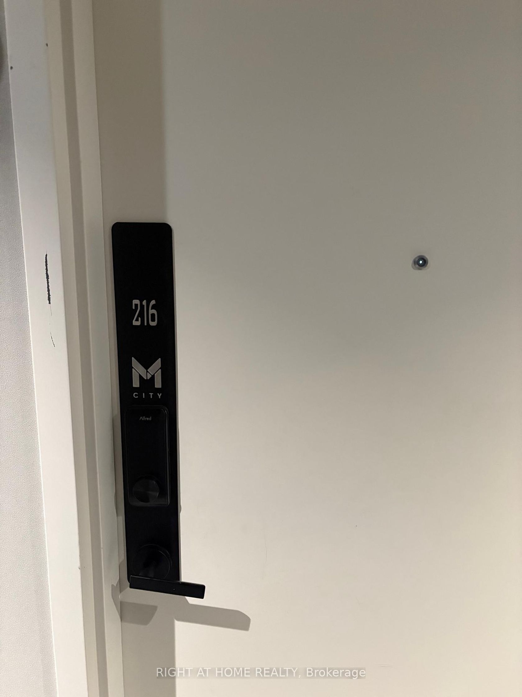 216 - 3883 Quartz Road, City Centre, Mississauga 