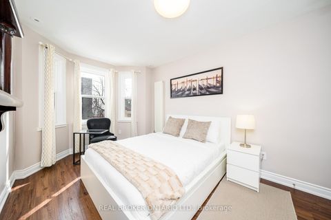 Photo 19 at 8 Springhurst Avenue, South Parkdale, Toronto
