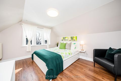 Photo 24 at 8 Springhurst Avenue, South Parkdale, Toronto