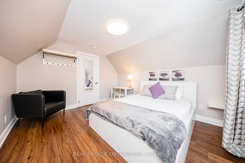 Photo 26 at 8 Springhurst Avenue, South Parkdale, Toronto