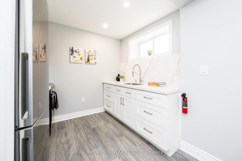 Photo 30 at 8 Springhurst Avenue, South Parkdale, Toronto