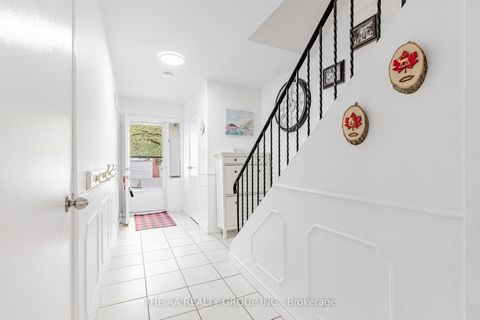 Photo 2 at 20 - 50 Bridletowne Circle, L'Amoreaux, Toronto