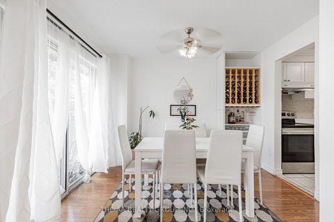 Photo 10 at 20 - 50 Bridletowne Circle, L'Amoreaux, Toronto