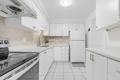 Photo 11 at 20 - 50 Bridletowne Circle, L'Amoreaux, Toronto