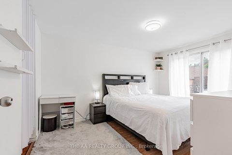 Photo 13 at 20 - 50 Bridletowne Circle, L'Amoreaux, Toronto