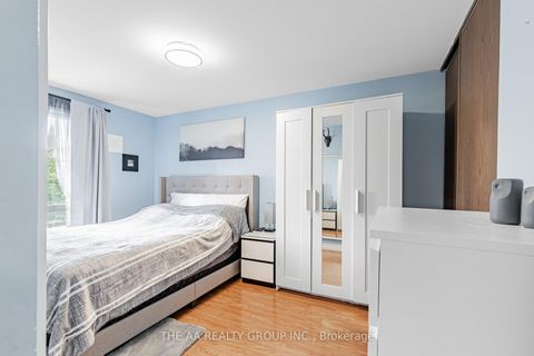 Photo 17 at 20 - 50 Bridletowne Circle, L'Amoreaux, Toronto