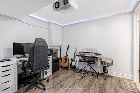 Photo 24 at 20 - 50 Bridletowne Circle, L'Amoreaux, Toronto