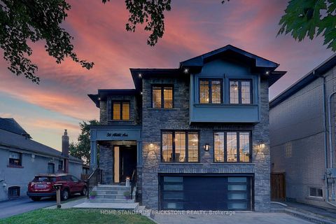 Photo 2 at 36 Abitibi Avenue N, Newtonbrook East, Toronto