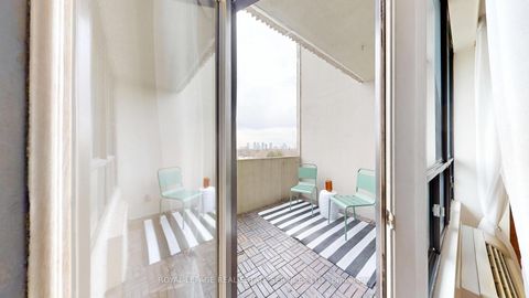 Photo 13 at B1 - 284 Mill Road, Markland Wood, Toronto