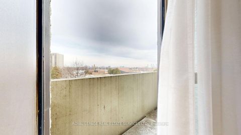 Photo 27 at B1 - 284 Mill Road, Markland Wood, Toronto