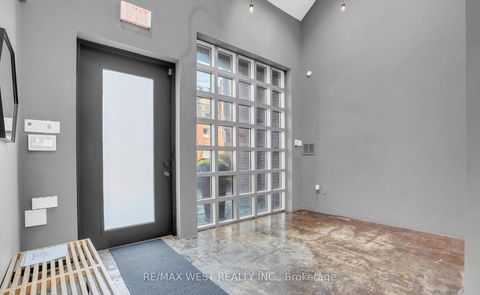 Photo 6 at 53 Argyle Street, Bellwoods, Toronto