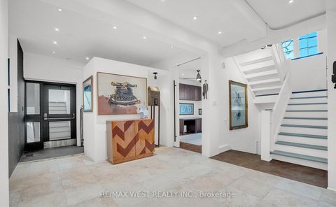 Photo 7 at 53 Argyle Street, Bellwoods, Toronto