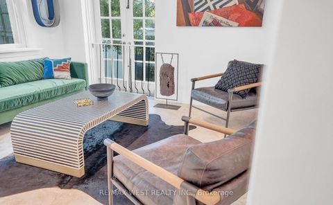 Photo 18 at 53 Argyle Street, Bellwoods, Toronto