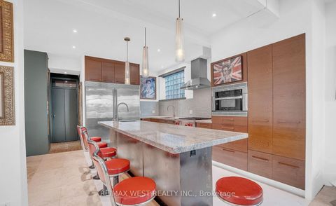 Photo 19 at 53 Argyle Street, Bellwoods, Toronto