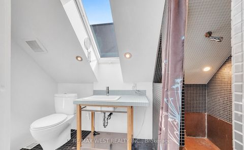 Photo 23 at 53 Argyle Street, Bellwoods, Toronto