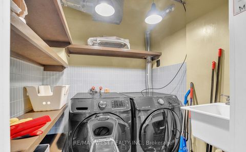 Photo 26 at 53 Argyle Street, Bellwoods, Toronto