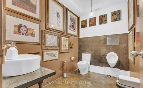 Photo 33 at 53 Argyle Street, Bellwoods, Toronto