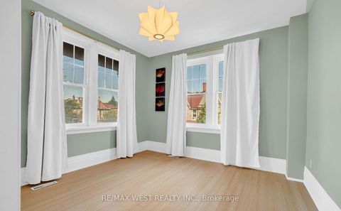 Photo 43 at 53 Argyle Street, Bellwoods, Toronto