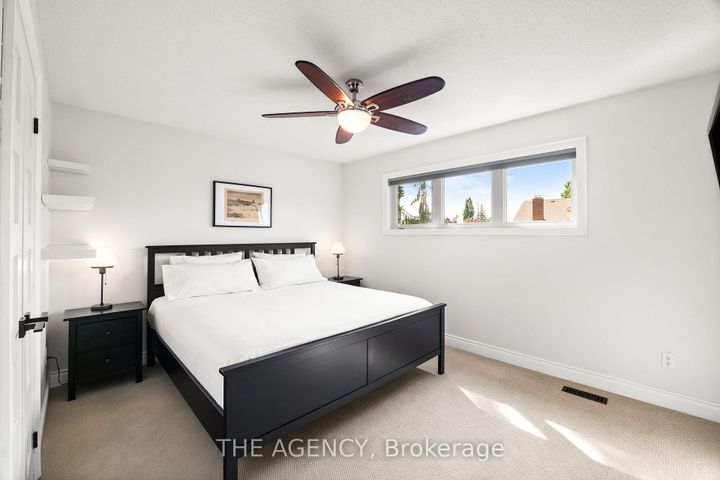 Photo 20 at 7 Stonegate Drive, Snelgrove, Brampton