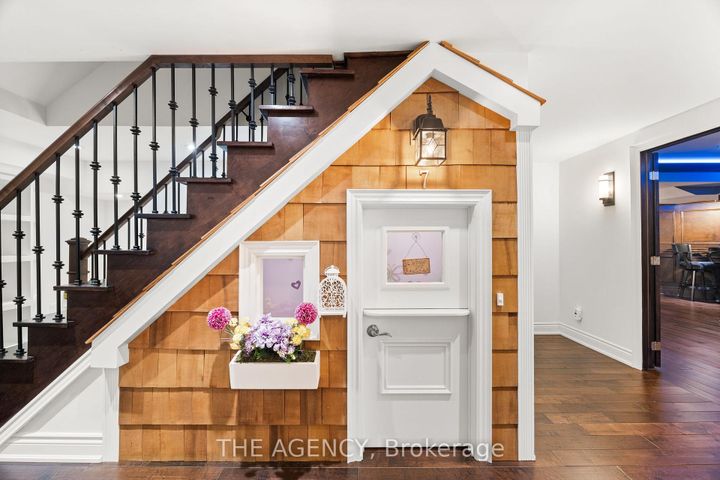 Photo 27 at 7 Stonegate Drive, Snelgrove, Brampton