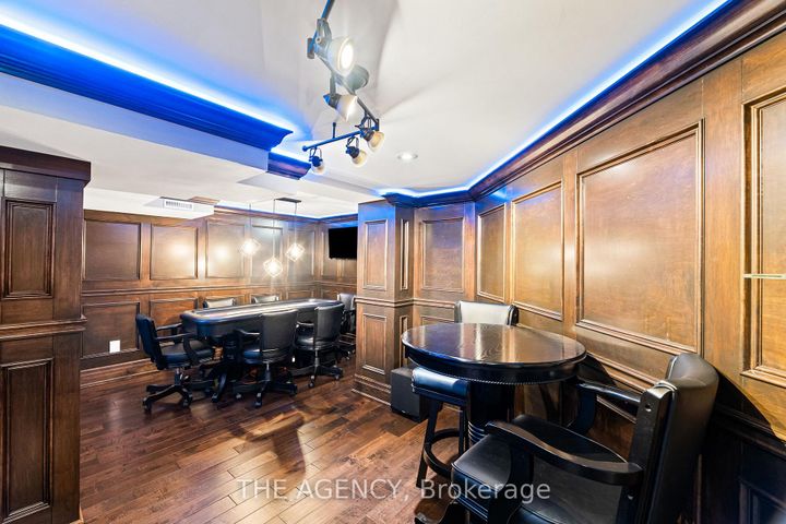 Photo 32 at 7 Stonegate Drive, Snelgrove, Brampton