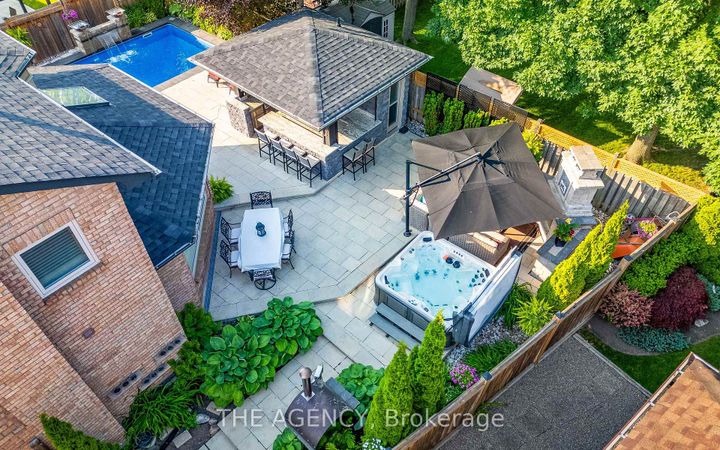 Photo 47 at 7 Stonegate Drive, Snelgrove, Brampton