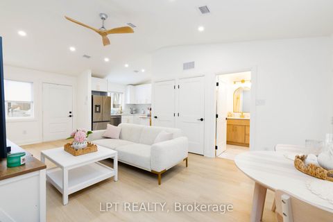 Photo 6 at 808 Montsell Avenue, Historic Lakeshore Communities, Georgina