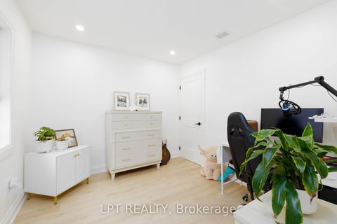 Photo 11 at 808 Montsell Avenue, Historic Lakeshore Communities, Georgina