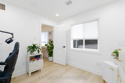 Photo 12 at 808 Montsell Avenue, Historic Lakeshore Communities, Georgina