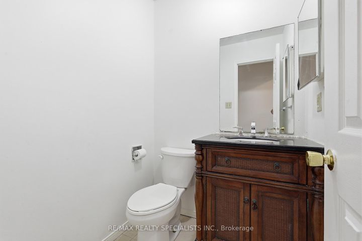 Photo 12 at 162 Major William Sharpe Drive, Northwood Park, Brampton