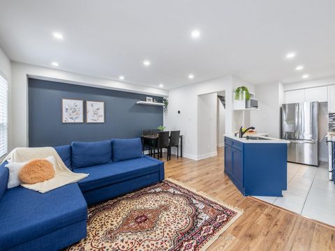 Photo 12 at 81 Parktree Drive, Maple, Vaughan