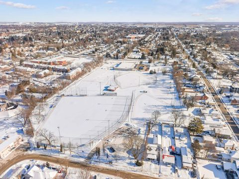 Photo 44 at 204 - 543 Timothy Street, Central Newmarket, Newmarket