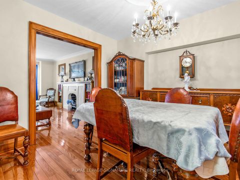 Photo 11 at 136 Cranbrooke Avenue, Lawrence Park North, Toronto