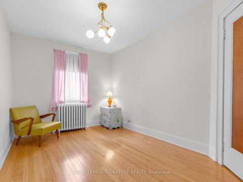 Photo 23 at 136 Cranbrooke Avenue, Lawrence Park North, Toronto