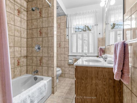 Photo 27 at 136 Cranbrooke Avenue, Lawrence Park North, Toronto