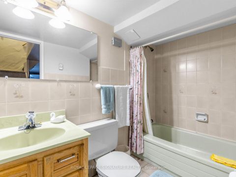 Photo 28 at 136 Cranbrooke Avenue, Lawrence Park North, Toronto