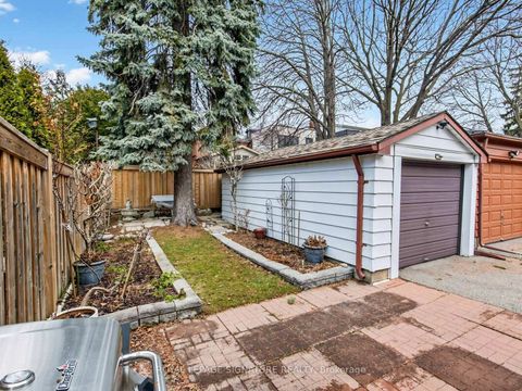 Photo 32 at 136 Cranbrooke Avenue, Lawrence Park North, Toronto