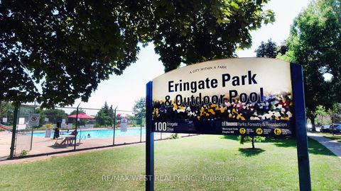 Photo 40 at 22 Dimplefield Place, West Deane, Toronto