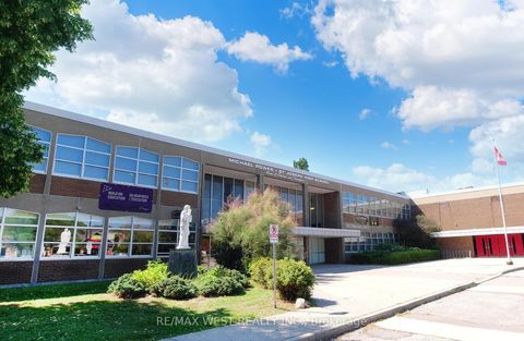 Photo 42 at 22 Dimplefield Place, West Deane, Toronto