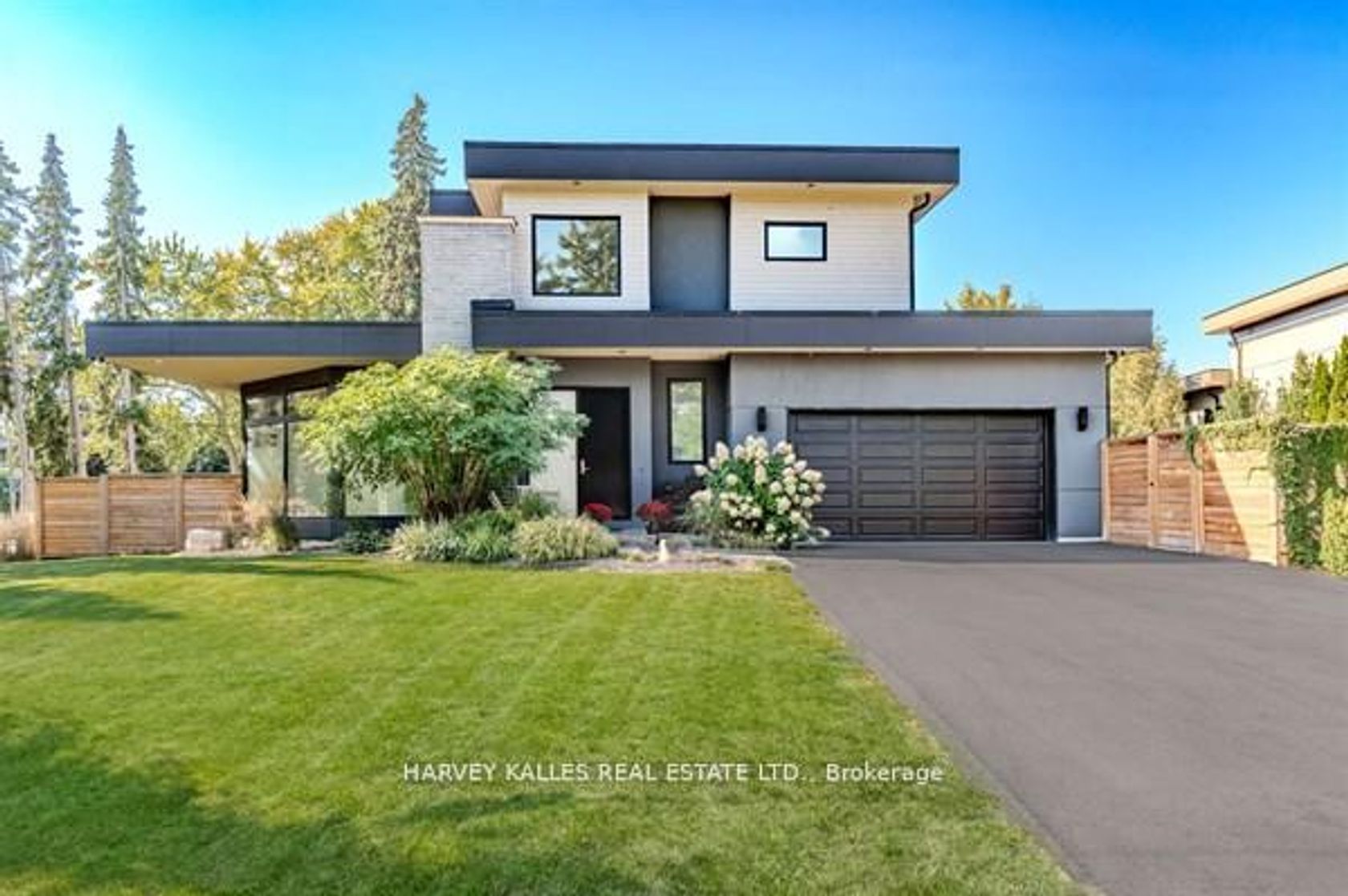 3279 Lakeshore Road, Roseland, Burlington 