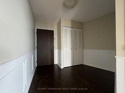 Photo 5 at 1414 - 55 Harbour Square, Waterfront Communities C1, Toronto