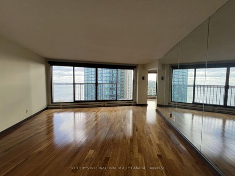 Photo 8 at 1414 - 55 Harbour Square, Waterfront Communities C1, Toronto