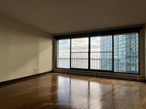 Photo 9 at 1414 - 55 Harbour Square, Waterfront Communities C1, Toronto