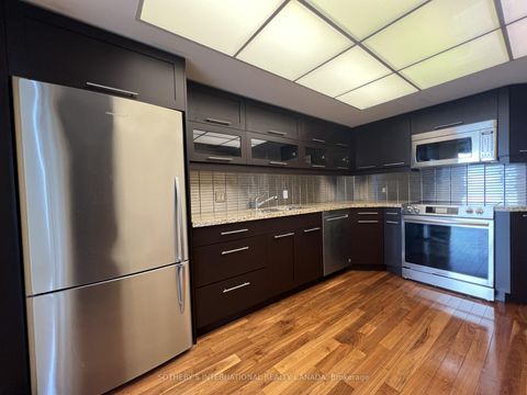 Photo 14 at 1414 - 55 Harbour Square, Waterfront Communities C1, Toronto