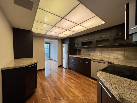 Photo 15 at 1414 - 55 Harbour Square, Waterfront Communities C1, Toronto