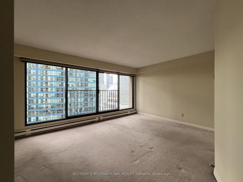 Photo 22 at 1414 - 55 Harbour Square, Waterfront Communities C1, Toronto