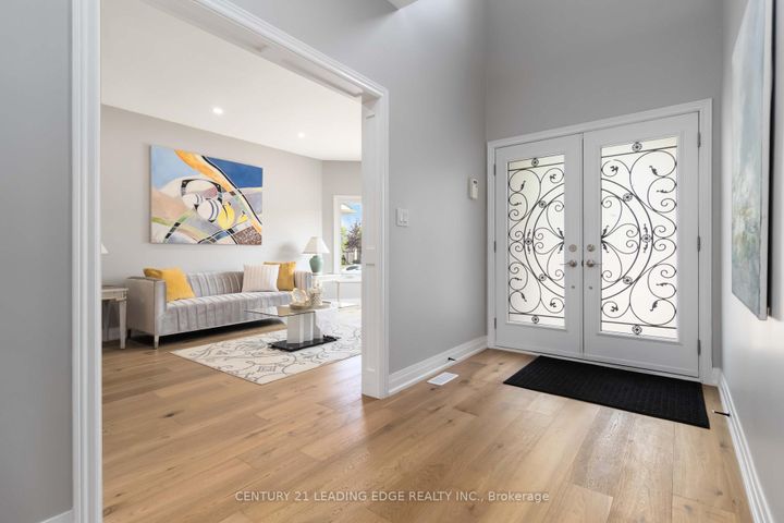 Photo 2 at 286 Fernforest Drive, Wellington, Brampton