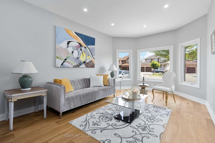 Photo 3 at 286 Fernforest Drive, Wellington, Brampton