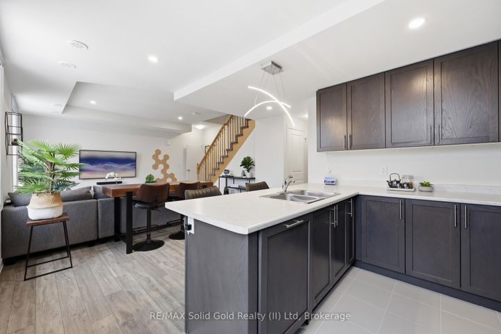 Photo 16 at 58 - 383 Dundas Street E, Waterdown, Hamilton