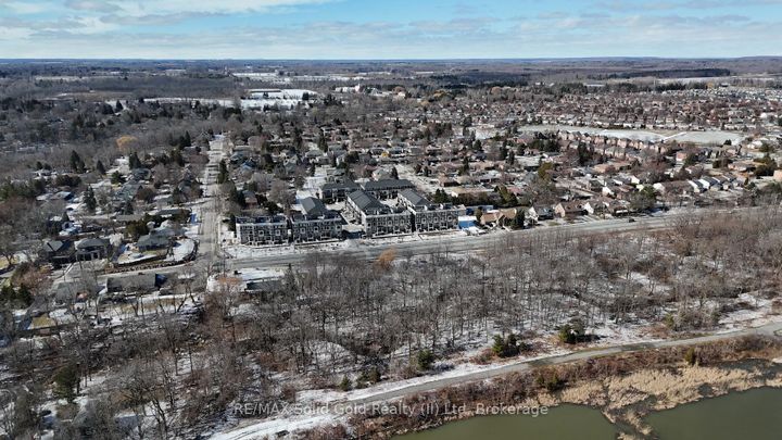 Photo 46 at 58 - 383 Dundas Street E, Waterdown, Hamilton